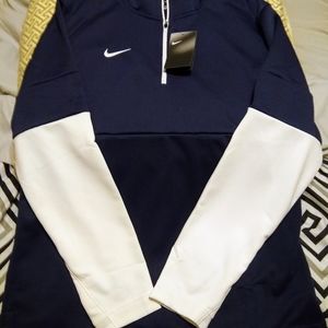 Nike performance pullover!! Mens Large